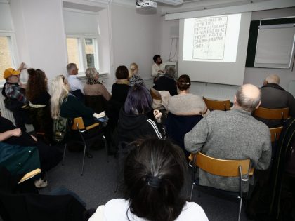 Artist talk med Svend-Allan Sørensen på Aarhus Kunstakademi. Foto: Christian Salling.